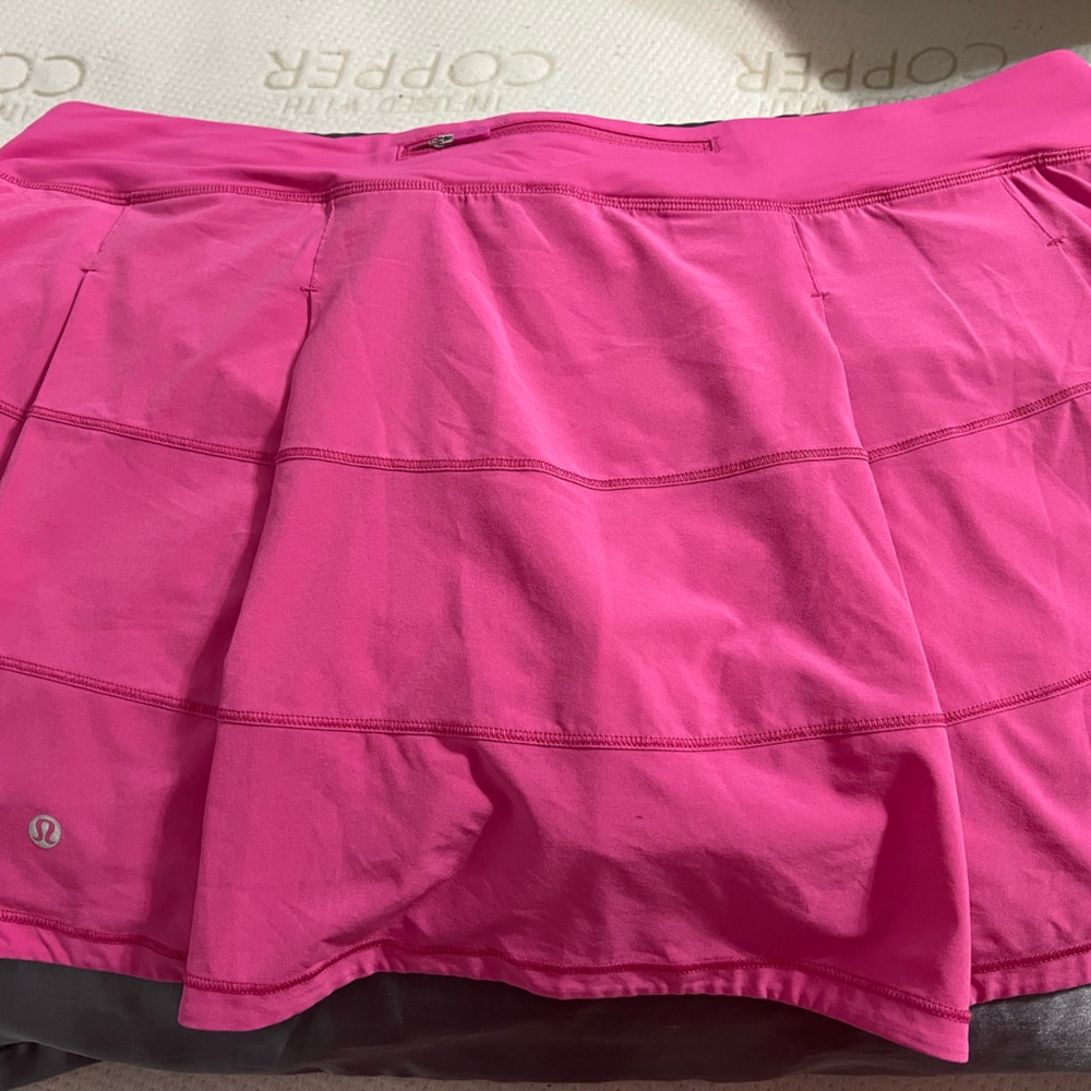 Lululemon Rival skirt sonic pink